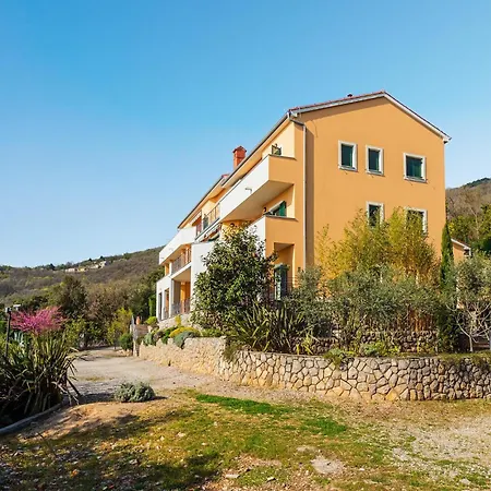 Stunning In * Mošćenička Draga